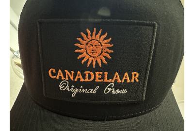 Stickpatch auf Kappen CanAdelaar